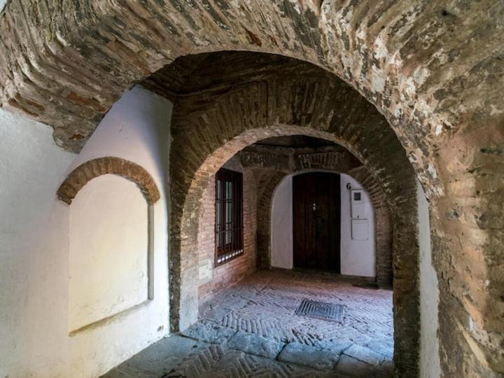 Historic House In The City Center Севілья Екстер'єр фото